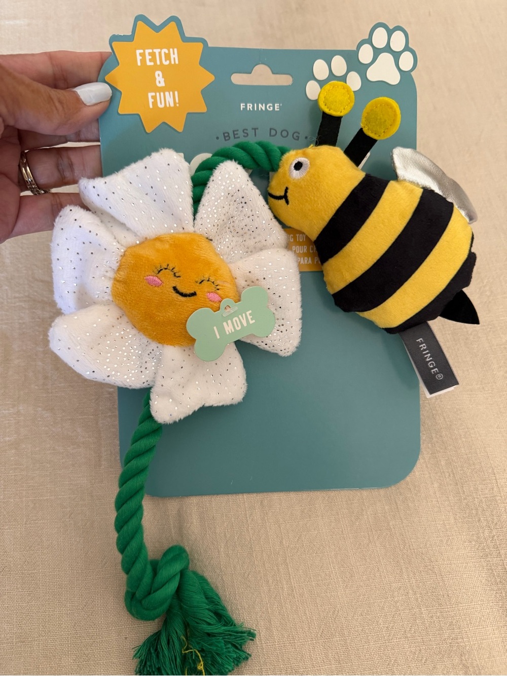 Fringe Studio White & Yellow Flower Rope Toy with Yellow & Black Bee Plush